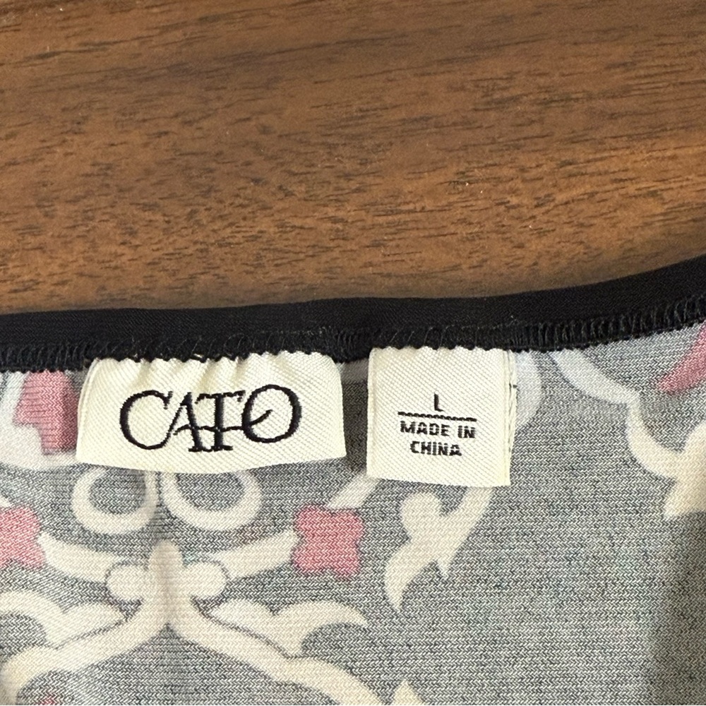 Cato Black Red White Geometric Floral Print Top L | Stretchy Casual Fall Blouse - Picture 5 of 8
